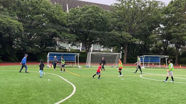 東京キラキラ FOOTBALLスクール【大人のプライベートサッカークラス】