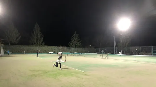 山梨県RISEテニススクール【ジュニア強化クラス】
