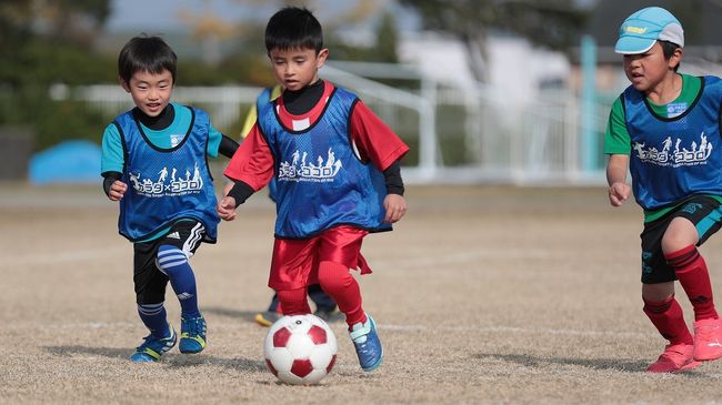 桃園サッカースクール【小学1年生～4年生】